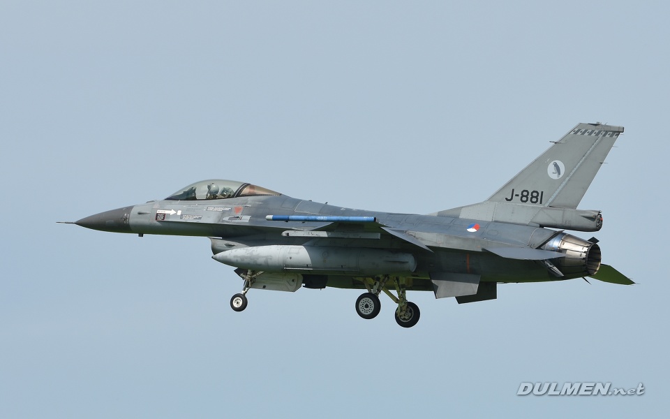 F-16AM J-881 322sqn